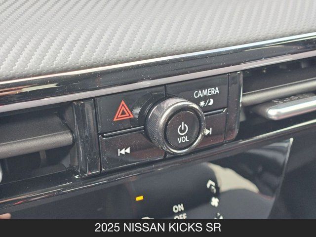 2025 Nissan Kicks SR 2025 Nissan Kicks SR