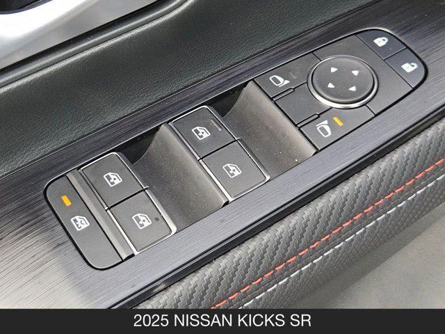 2025 Nissan Kicks SR 2025 Nissan Kicks SR