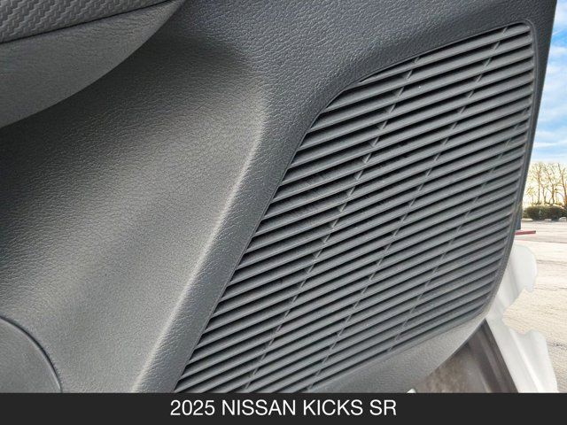 2025 Nissan Kicks SR 2025 Nissan Kicks SR