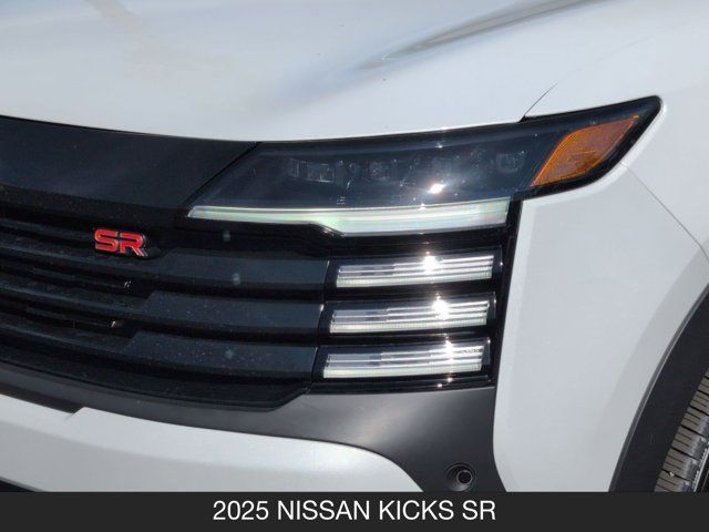 2025 Nissan Kicks SR