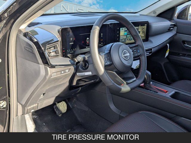 2025 Nissan Kicks SR 2025 Nissan Kicks SR