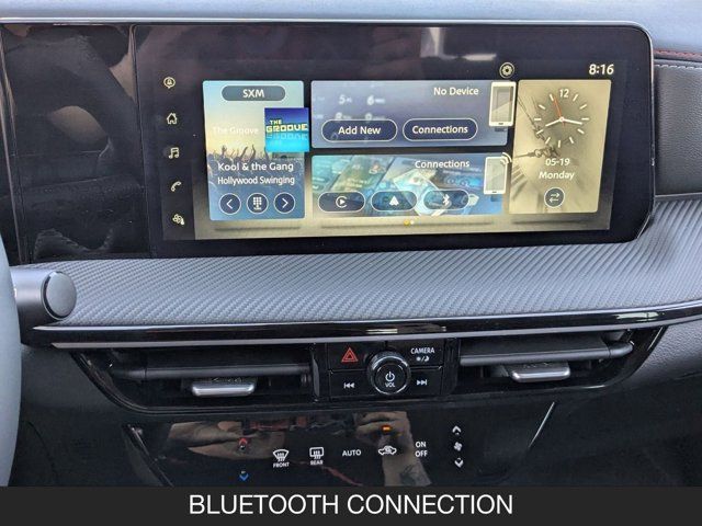 2025 Nissan Kicks SR 2025 Nissan Kicks SR