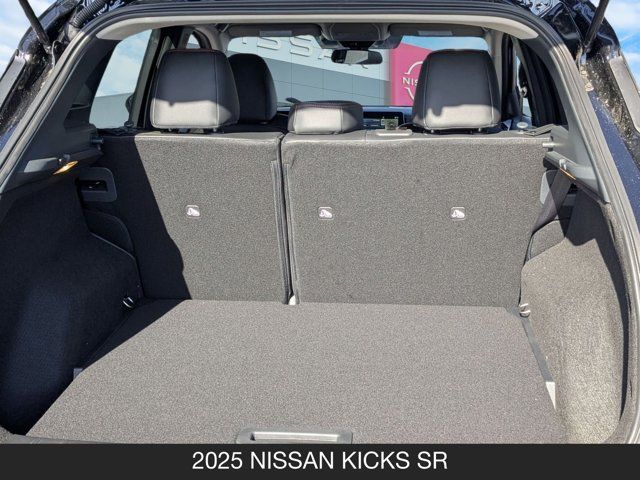 2025 Nissan Kicks SR 2025 Nissan Kicks SR