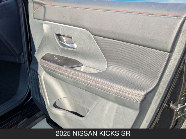 2025 Nissan Kicks SR 2025 Nissan Kicks SR