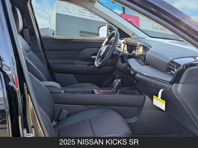 2025 Nissan Kicks SR 2025 Nissan Kicks SR