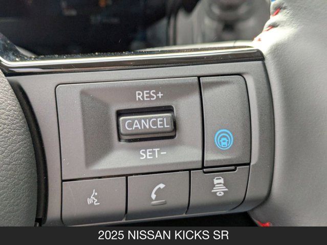 2025 Nissan Kicks SR 2025 Nissan Kicks SR