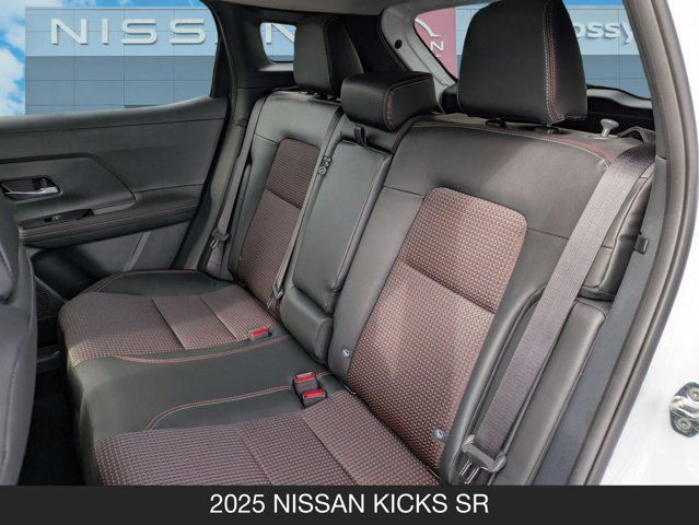 2025 Nissan Kicks SR 2025 Nissan Kicks SR