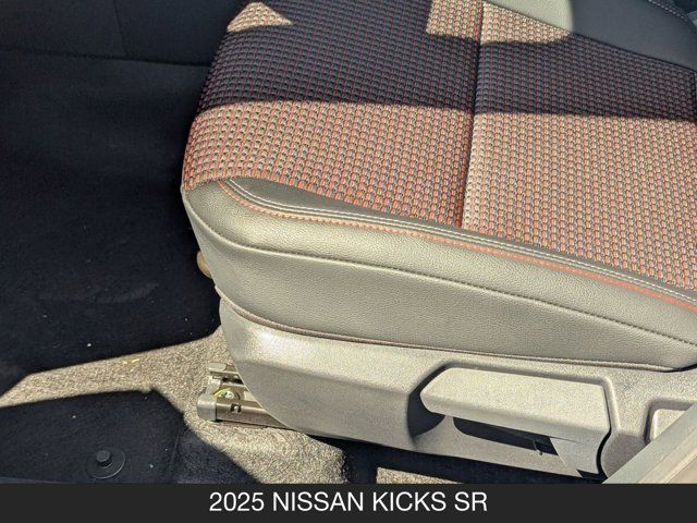2025 Nissan Kicks SR 2025 Nissan Kicks SR