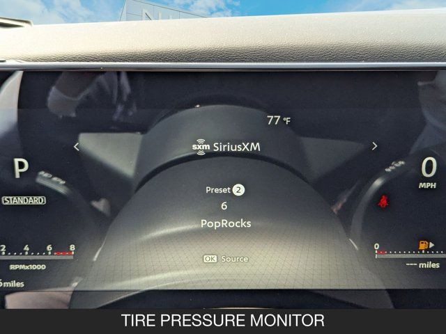 2025 Nissan Kicks SR 2025 Nissan Kicks SR