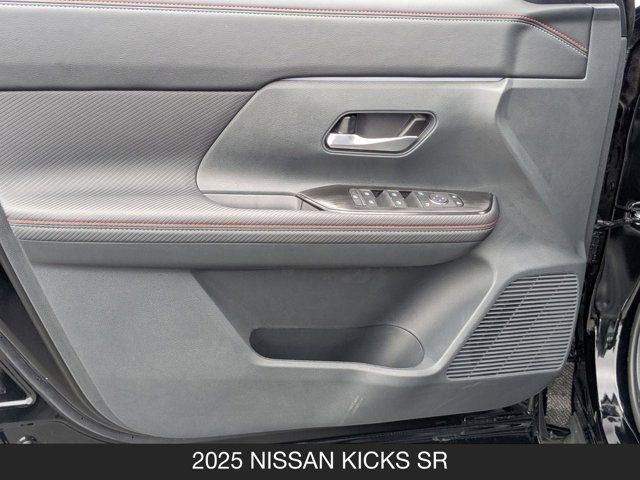 2025 Nissan Kicks SR 2025 Nissan Kicks SR