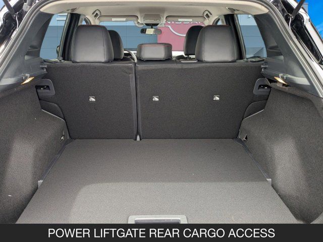 2025 Nissan Kicks SR 2025 Nissan Kicks SR