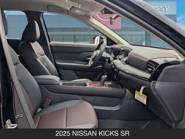 2025 Nissan Kicks SR 2025 Nissan Kicks SR