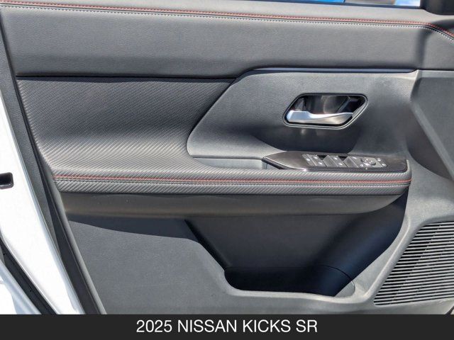 2025 Nissan Kicks SR 2025 Nissan Kicks SR