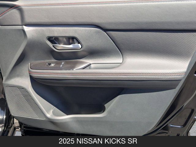 2025 Nissan Kicks SR 2025 Nissan Kicks SR