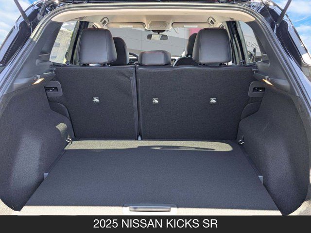 2025 Nissan Kicks SR 2025 Nissan Kicks SR