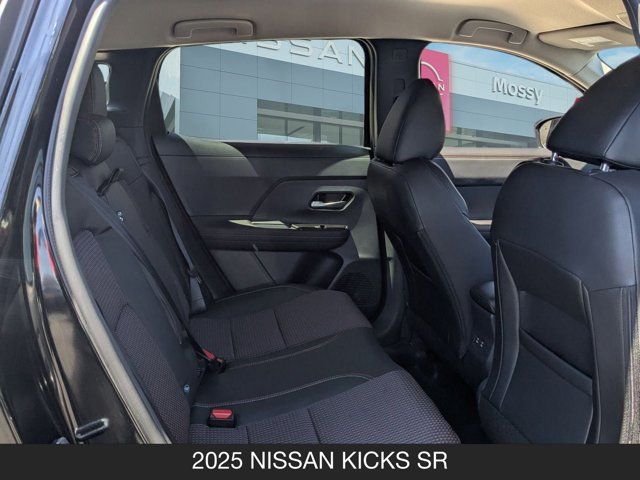 2025 Nissan Kicks SR 2025 Nissan Kicks SR