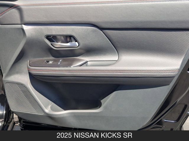 2025 Nissan Kicks SR 2025 Nissan Kicks SR