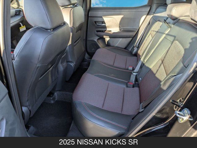 2025 Nissan Kicks SR 2025 Nissan Kicks SR