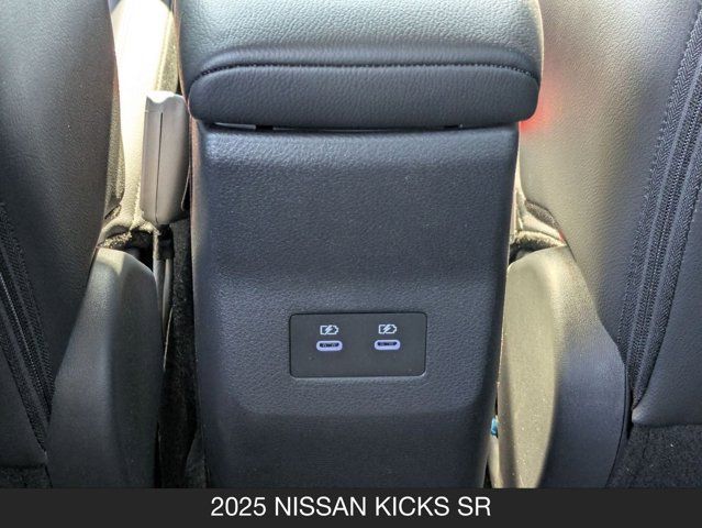 2025 Nissan Kicks SR 2025 Nissan Kicks SR