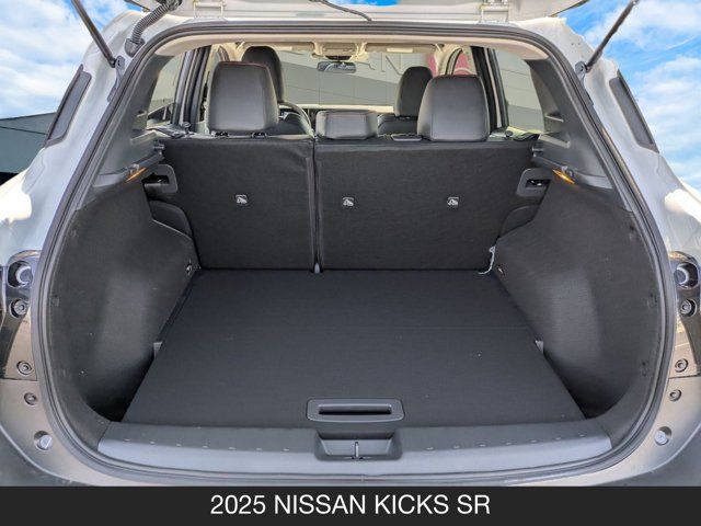 2025 Nissan Kicks SR 2025 Nissan Kicks SR