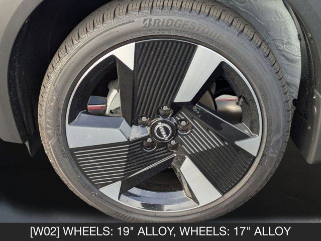 2025 Nissan Kicks SR 2025 Nissan Kicks SR