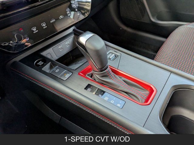 2025 Nissan Kicks SR 2025 Nissan Kicks SR