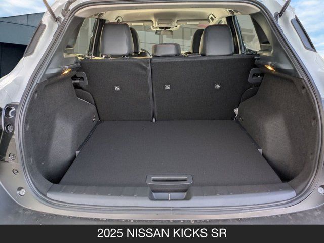 2025 Nissan Kicks SR 2025 Nissan Kicks SR