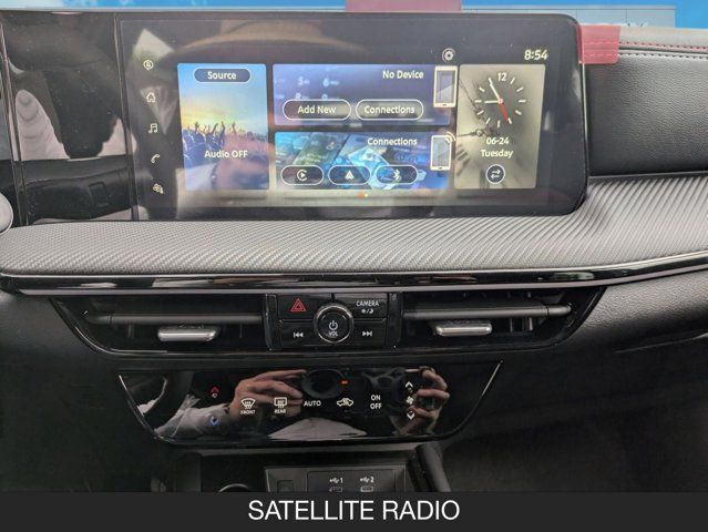 2025 Nissan Kicks SR 2025 Nissan Kicks SR