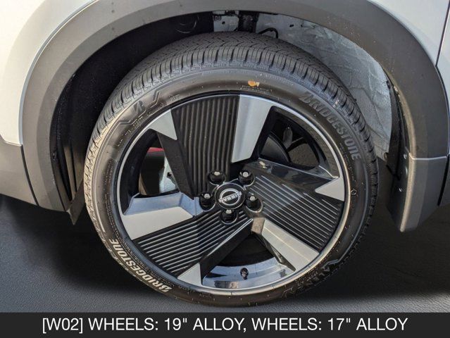 2025 Nissan Kicks SR 2025 Nissan Kicks SR