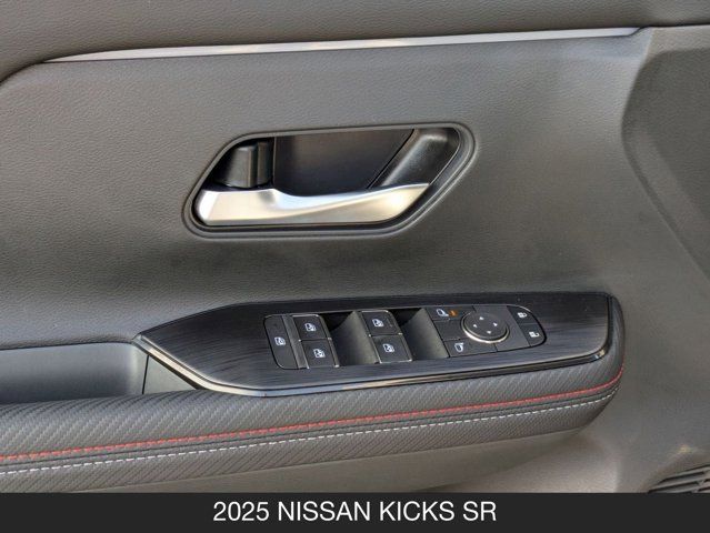 2025 Nissan Kicks SR 2025 Nissan Kicks SR