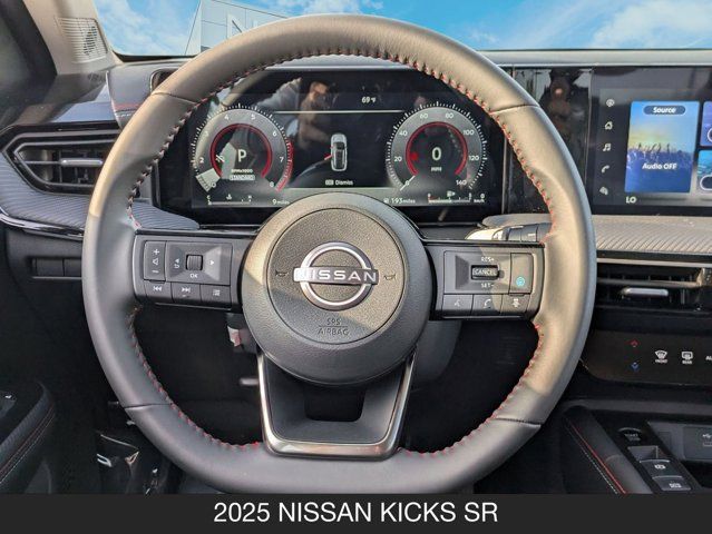 2025 Nissan Kicks SR 2025 Nissan Kicks SR
