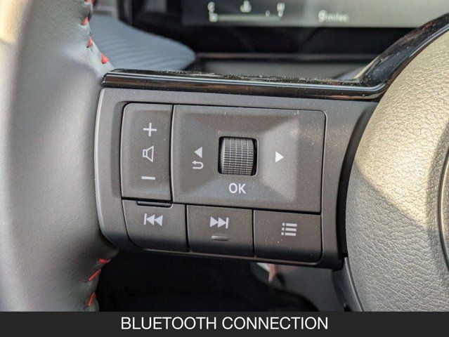 2025 Nissan Kicks SR 2025 Nissan Kicks SR