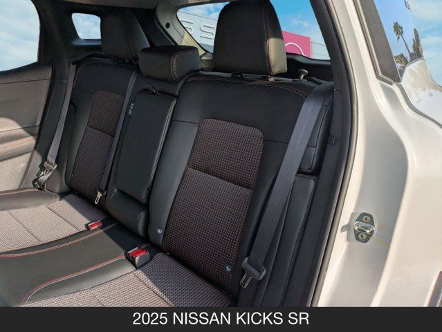 2025 Nissan Kicks SR 2025 Nissan Kicks SR
