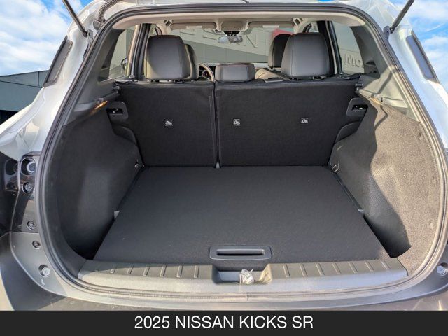 2025 Nissan Kicks SR 2025 Nissan Kicks SR
