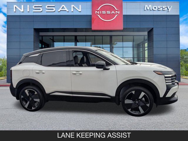 2025 Nissan Kicks SR 2025 Nissan Kicks SR