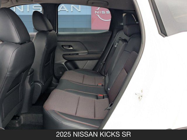 2025 Nissan Kicks SR 2025 Nissan Kicks SR
