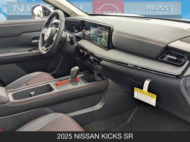 2025 Nissan Kicks SR 2025 Nissan Kicks SR