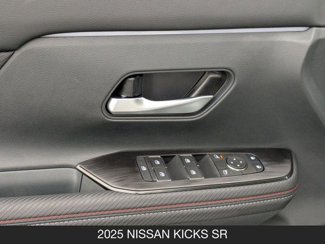 2025 Nissan Kicks SR 2025 Nissan Kicks SR