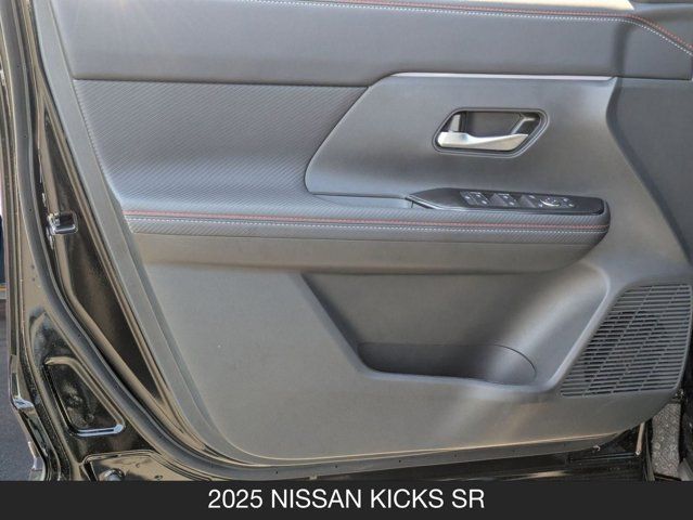 2025 Nissan Kicks SR 2025 Nissan Kicks SR