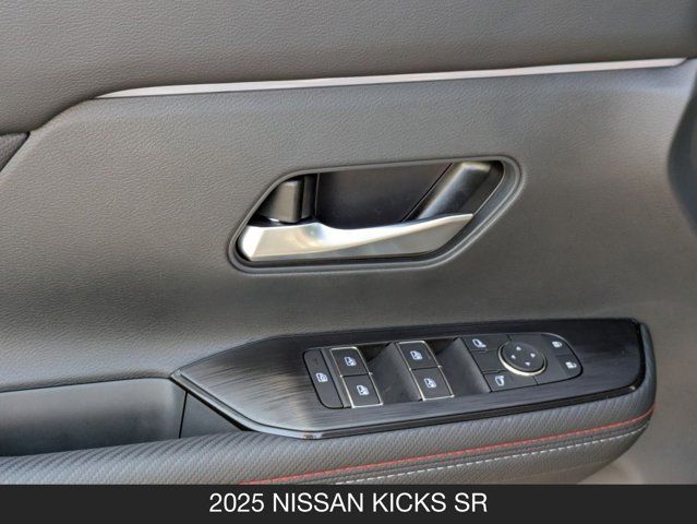 2025 Nissan Kicks SR 2025 Nissan Kicks SR