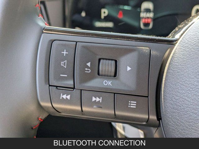 2025 Nissan Kicks SR 2025 Nissan Kicks SR