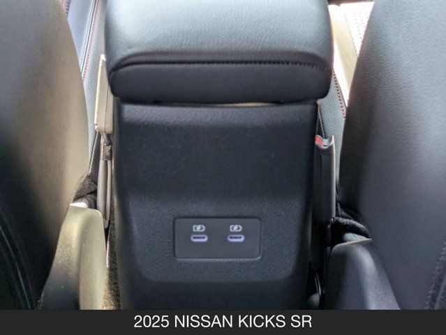 2025 Nissan Kicks SR 2025 Nissan Kicks SR