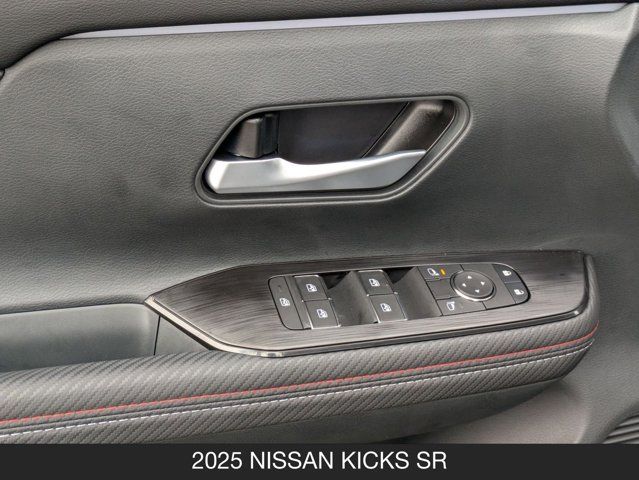 2025 Nissan Kicks SR 2025 Nissan Kicks SR