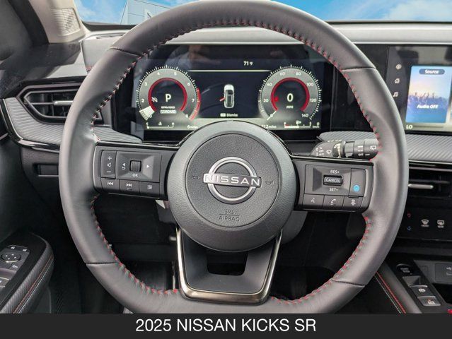 2025 Nissan Kicks SR 2025 Nissan Kicks SR