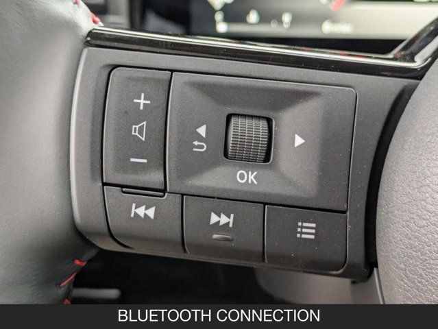 2025 Nissan Kicks SR 2025 Nissan Kicks SR