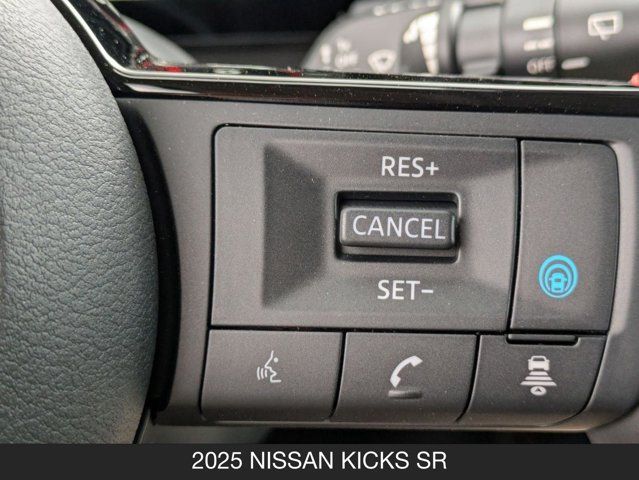 2025 Nissan Kicks SR 2025 Nissan Kicks SR