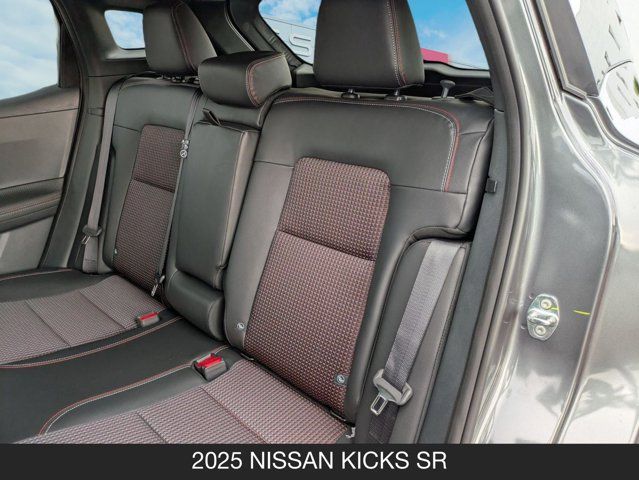 2025 Nissan Kicks SR 2025 Nissan Kicks SR