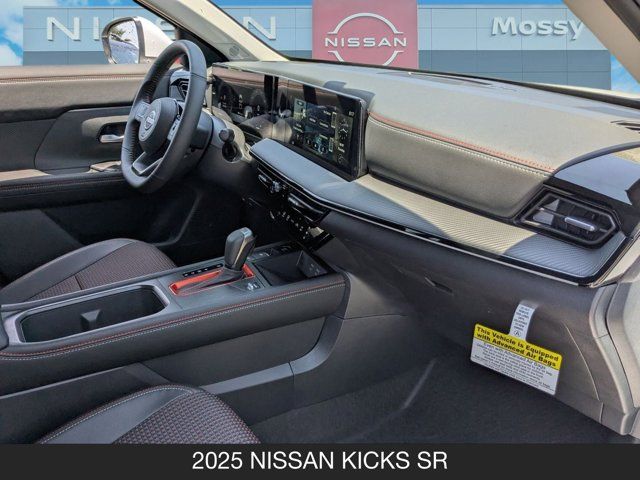 2025 Nissan Kicks SR 2025 Nissan Kicks SR