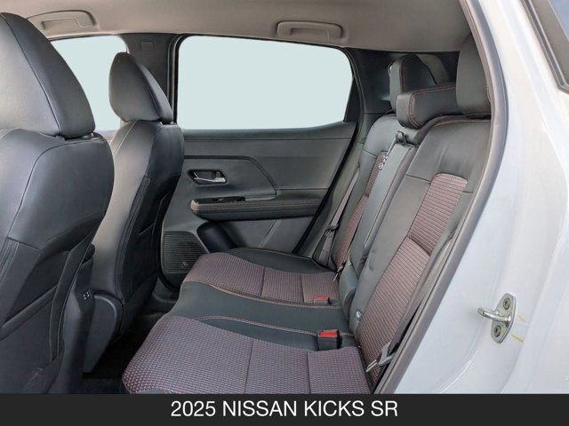 2025 Nissan Kicks SR