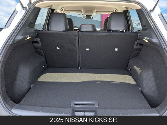 2025 Nissan Kicks SR 2025 Nissan Kicks SR